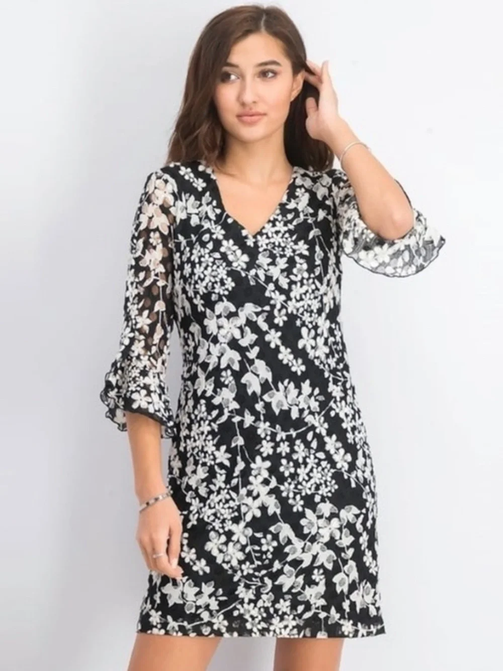 NWOT Karl Lagerfeld Carys Floral Lace Midi Dress Size 8 Whimsical Romantic